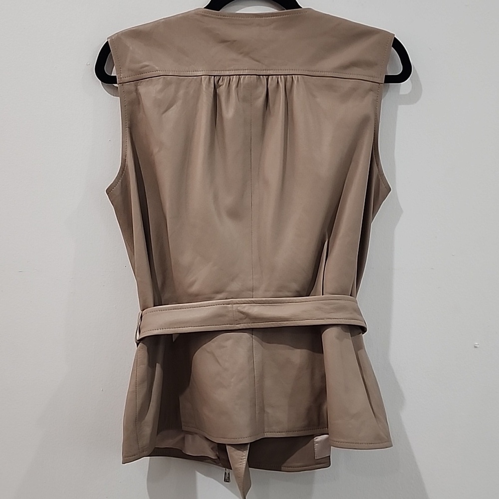 Escada Lamb Leather Vest (SZ 38) - Picture 6 of 16